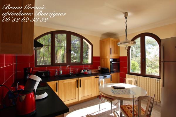 VILLA A VENDRE à BOUZIGUES - 160m² sur 4000m² de terrain