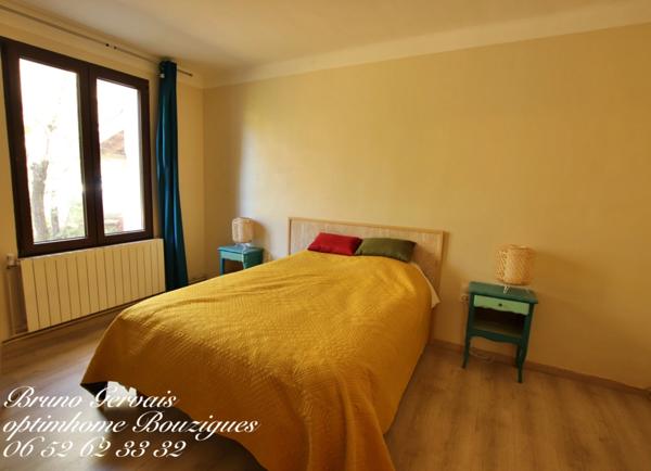 VILLA A VENDRE à BOUZIGUES - 160m² sur 4000m² de terrain