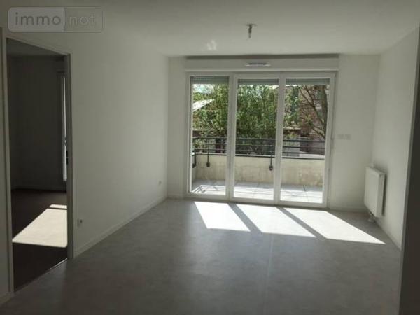 Appartement à louer à Saint-Pierre-lès-Elbeuf en Seine-Maritime (76320), ref : 76026-NABB