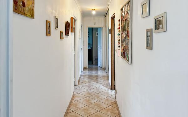 Maison à vendre    6 pièces •  Marseillan