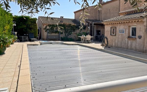 Maison à vendre    6 pièces •  Marseillan