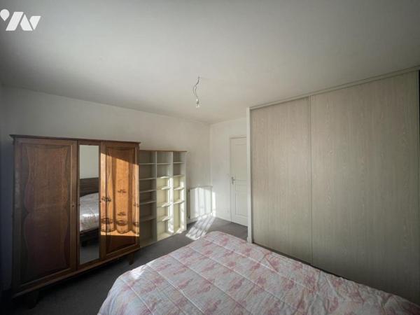 ST PHILBERT DE GRAND LIEU, bourg, dans cadre résidentiel