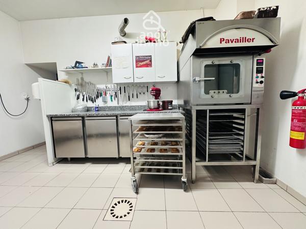 Immeuble
                                                                                                                                                
                                                                                                                                                
                                                                                                                                                
                                                    
                                                                                                                                                                                                                                                                                                                        144.99  m²                                                                                                                                                                                                         1 etage(s)