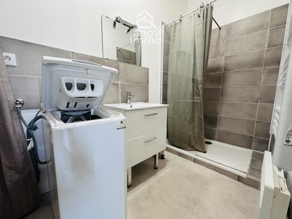 Immeuble
                                                                                                                                                
                                                                                                                                                
                                                                                                                                                
                                                    
                                                                                                                                                                                                                                                                                                                        144.99  m²                                                                                                                                                                                                         1 etage(s)