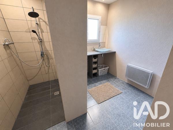 Maison à vendre 5 pièces 141 m² Saint-Saturnin