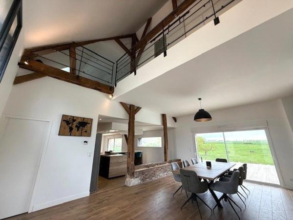 Maison 9 pièces 285 m²