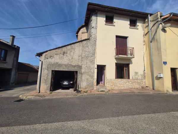 Maison 84m2 avec garage à rénover entièrement - Centre ville - idéal investisseur