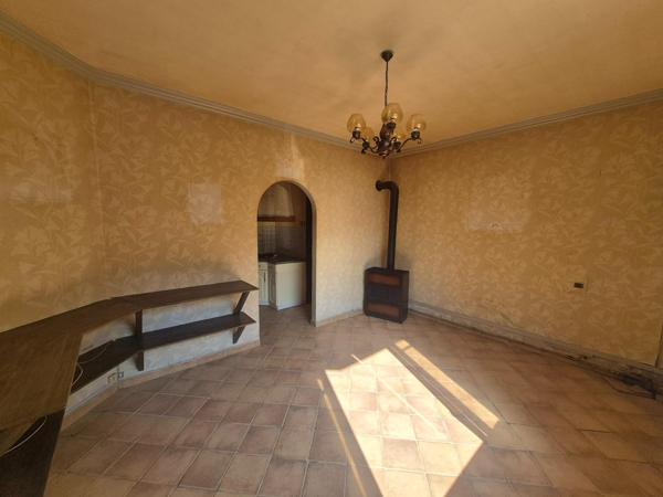 Maison 84m2 avec garage à rénover entièrement - Centre ville - idéal investisseur