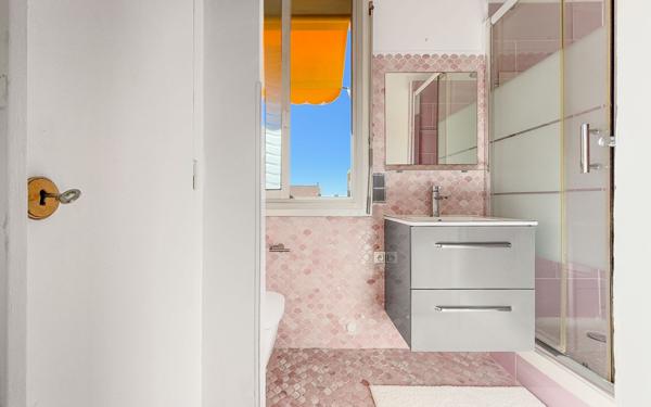 Appartement à vendre    2 pièces • 19,86 m2 Nice