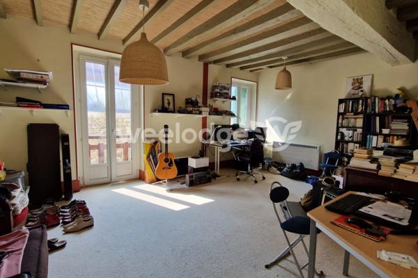 Maison à vendre 7 pièces de 163 m² à Neuville-sur-Oise