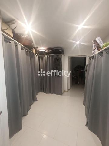 Maison 6 pièces - 233 m²