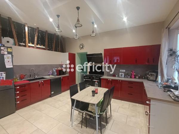 Maison 6 pièces - 233 m²