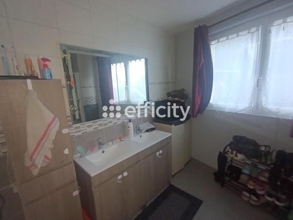 Maison 6 pièces - 233 m²