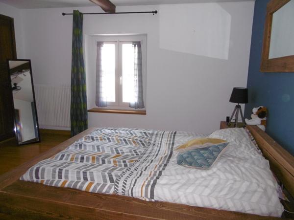 maison 106 m2 restaurée 4 ch 2 garages (62 m2) jardin intérieur sans vis à vis