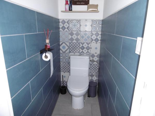 maison 106 m2 restaurée 4 ch 2 garages (62 m2) jardin intérieur sans vis à vis