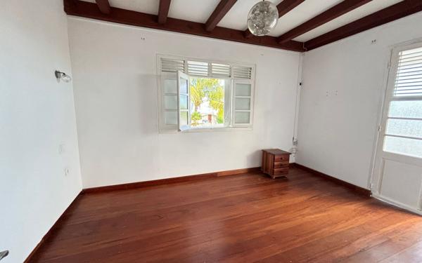 Maison à vendre    4 pièces •  Trois-Rivières