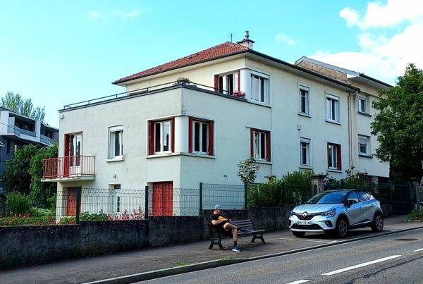 Grand T5 avec jardin et garage