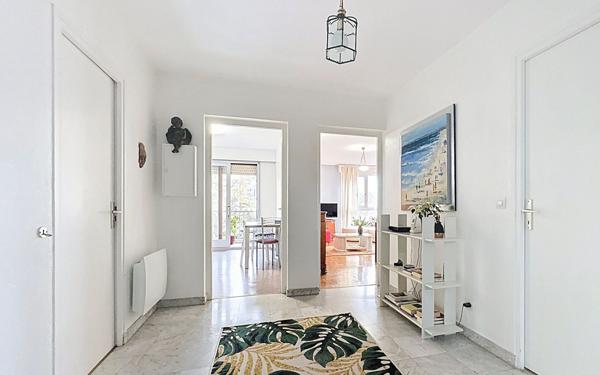 Appartement à vendre    3 pièces • 69,77 m2 Saint-Julien-en-Genevois