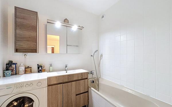 Appartement à vendre    3 pièces • 69,77 m2 Saint-Julien-en-Genevois