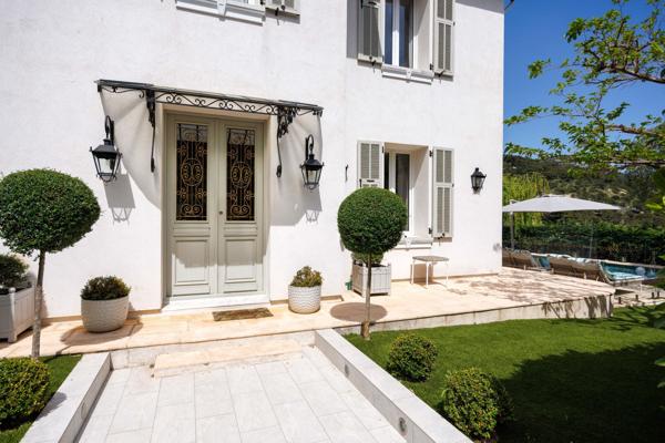 Vente Maison bourgeoise Èze 6 Pièces 280 m²