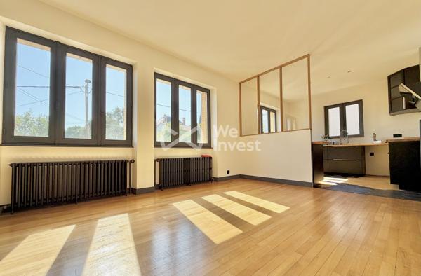 Villa de type 4 rénovée de 110 m² habitables, sur sous-sol complet à deux pas du centre ville.