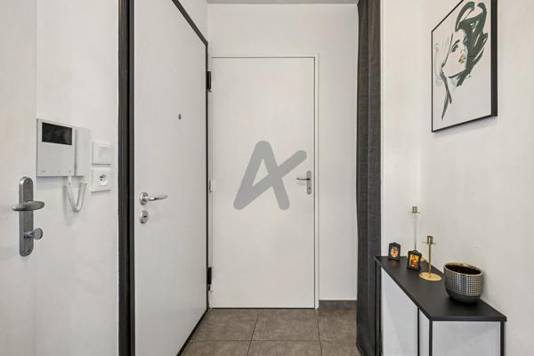 Oullins - Centre: Un appartement T2 de 47m2 avec terrasse et garage