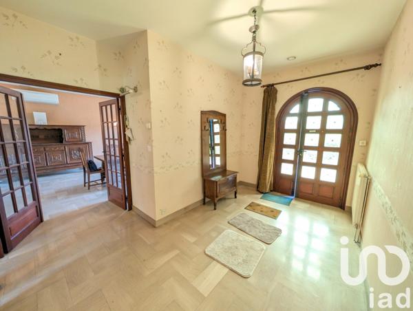 Maison 9 pièces de 191 m² à Chauvigny (86300)