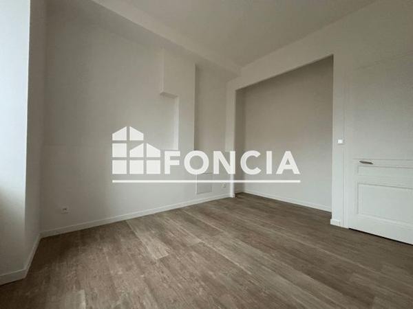 Location Appartement 2 pièces 35.1 m² - 42 RUE D 'ALSACE Villeurbanne 69100