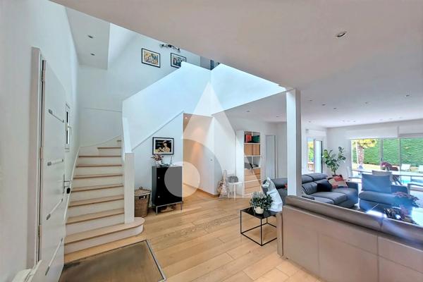 Maison 8 pièces 162 m2
