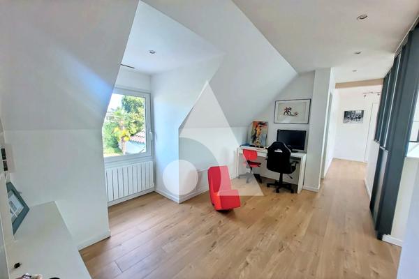 Maison 8 pièces 162 m2