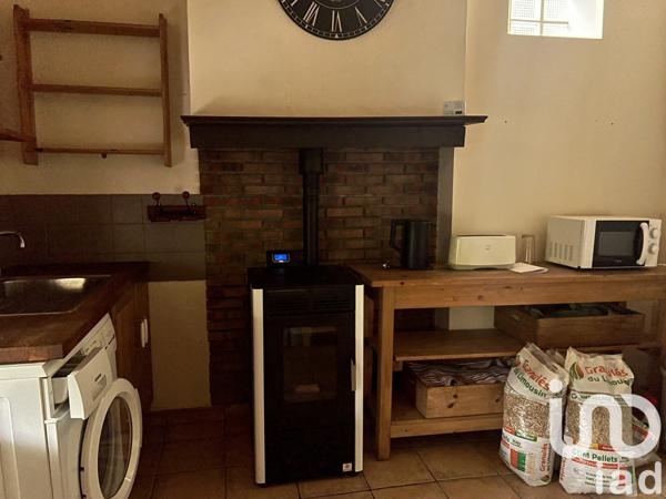 Maison 3 pièces de 35 m² à Nanteuil-en-Vallée (16700)