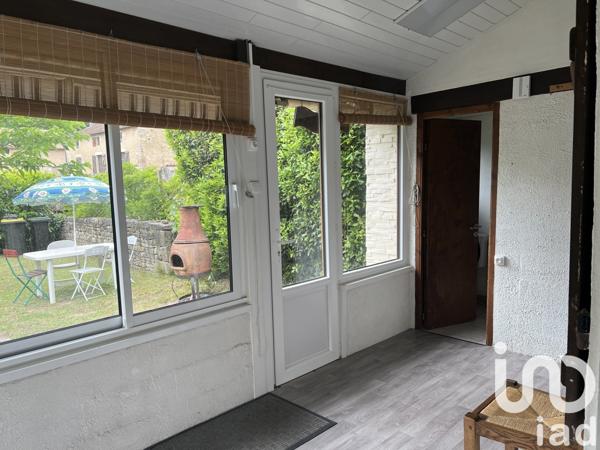 Maison 3 pièces de 35 m² à Nanteuil-en-Vallée (16700)