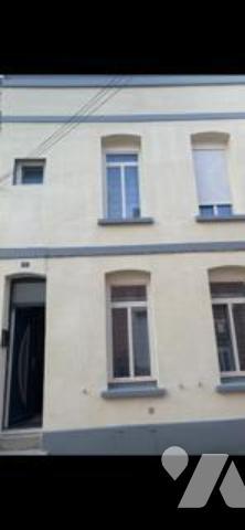 Saint-quentin - Proche centre ville - 3ch - cour fleurie et parking