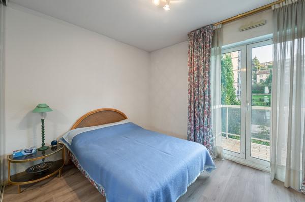 Vente Appartement de luxe Évian-les-Bains 4 Pièces 120 m²
