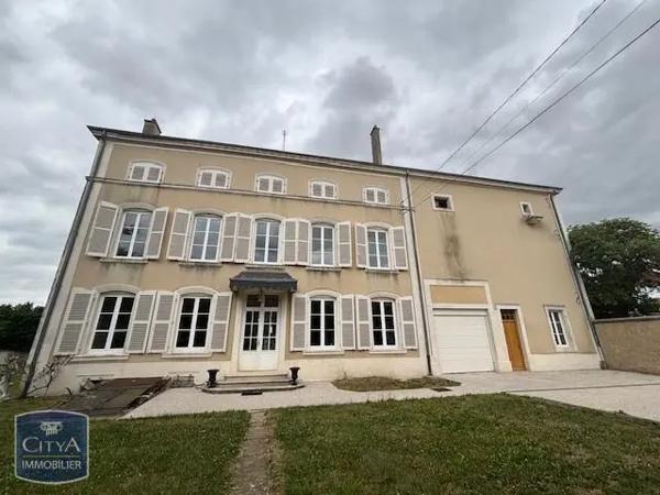 Location maison 4 pièces de 266.99m²