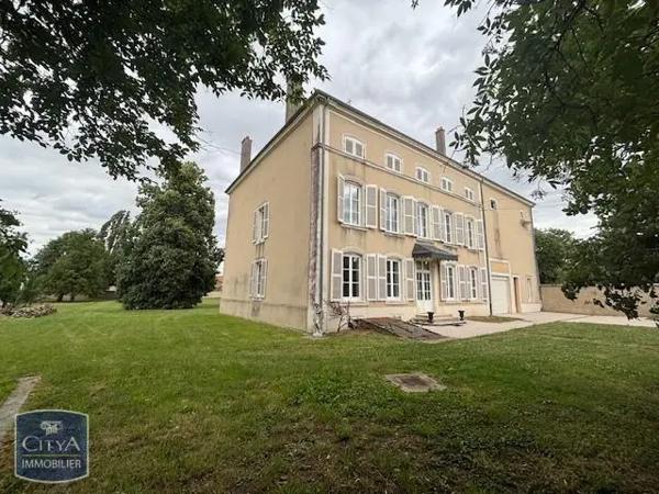 Location maison 4 pièces de 266.99m²