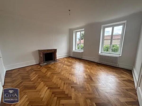 Location maison 4 pièces de 266.99m²
