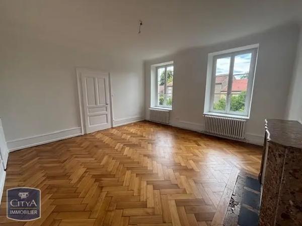 Location maison 4 pièces de 266.99m²
