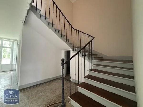 Location maison 4 pièces de 266.99m²