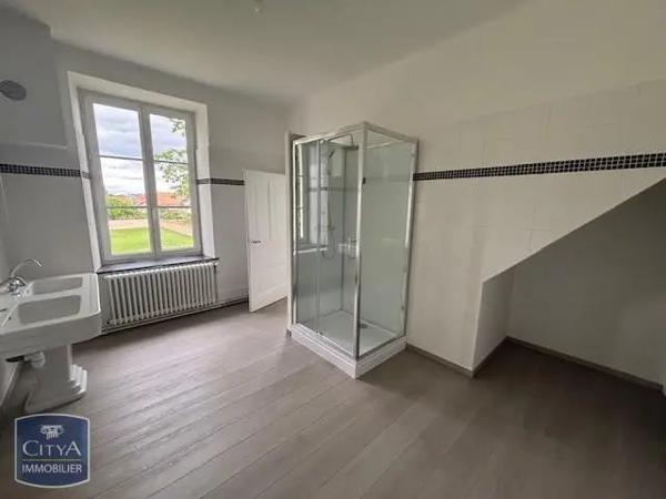 Location maison 4 pièces de 266.99m²