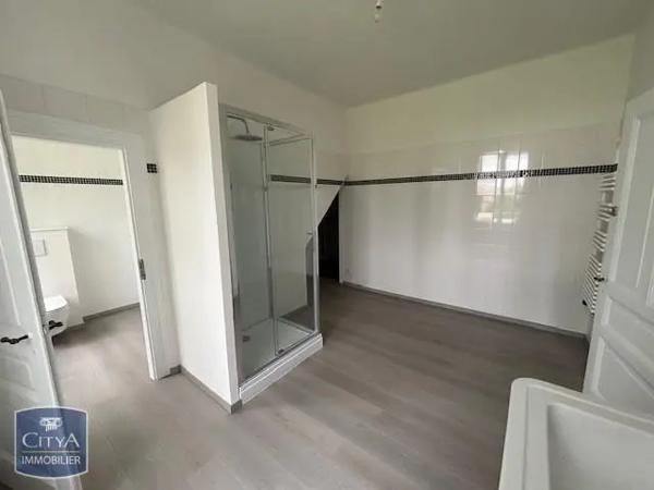Location maison 4 pièces de 266.99m²