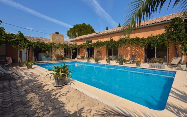 Maison à vendre    10 pièces • 380 m2 Manosque