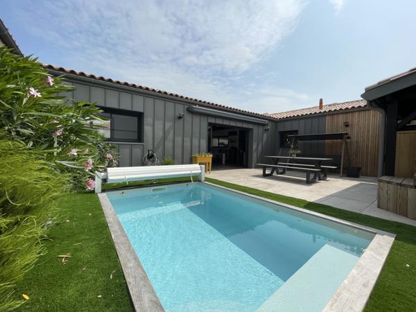 Dompierre-sur-Mer (17139) Villa d’Architecte Contemporaine avec piscine – Dompierre-sur-Mer, aux portes de La Rochelle