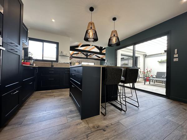 Dompierre-sur-Mer (17139) Villa d’Architecte Contemporaine avec piscine – Dompierre-sur-Mer, aux portes de La Rochelle