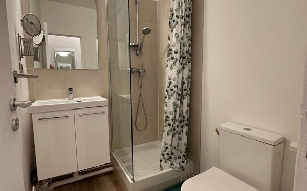 Appartement à louer    1 pièce • 17 m2 Courbevoie