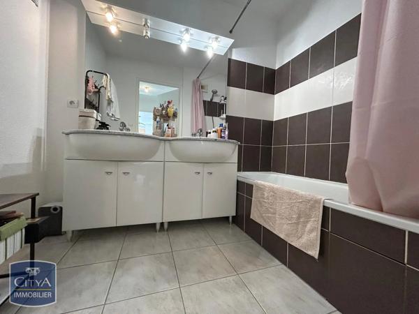 Appartement à vendre 63 pièces 65m² Saint-Michel (16470)