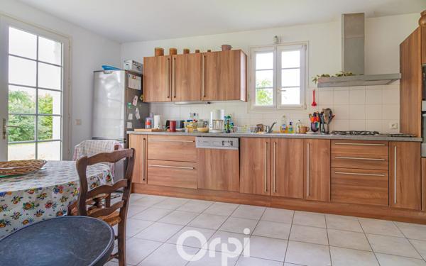 Maison à vendre    6 pièces •  Carnac