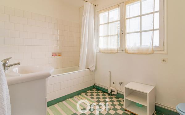 Maison à vendre    6 pièces •  Carnac