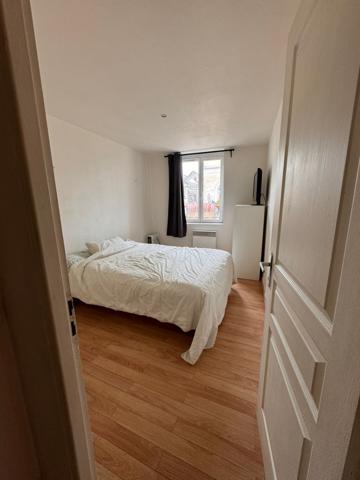 Dammartin-en-Goële (77230) Appartement avec 2 chambres en Centre-ville