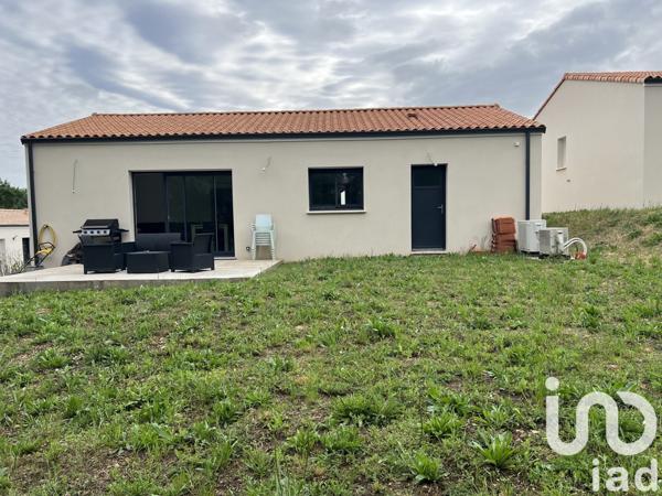 Maison à vendre 5 pièces 92 m² Saint-Maxire